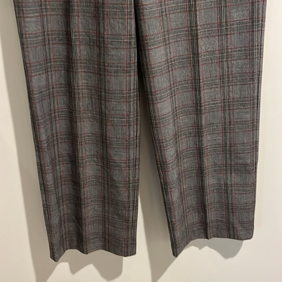 Sag Harbor gray red cream plaid pants. Size 8. - Picture 3 of 6